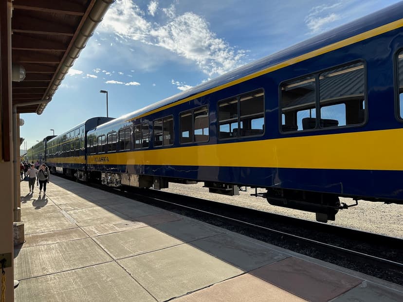 The Alaska Railroad: Adventure Class vs. Gold Star Class