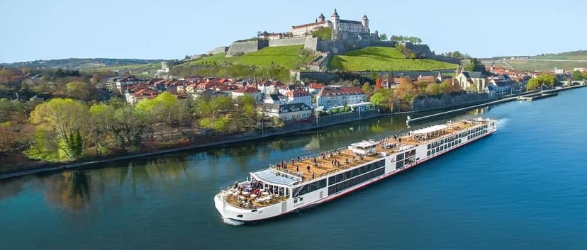 River Cruises vs Ocean Cruises: What's the Difference?